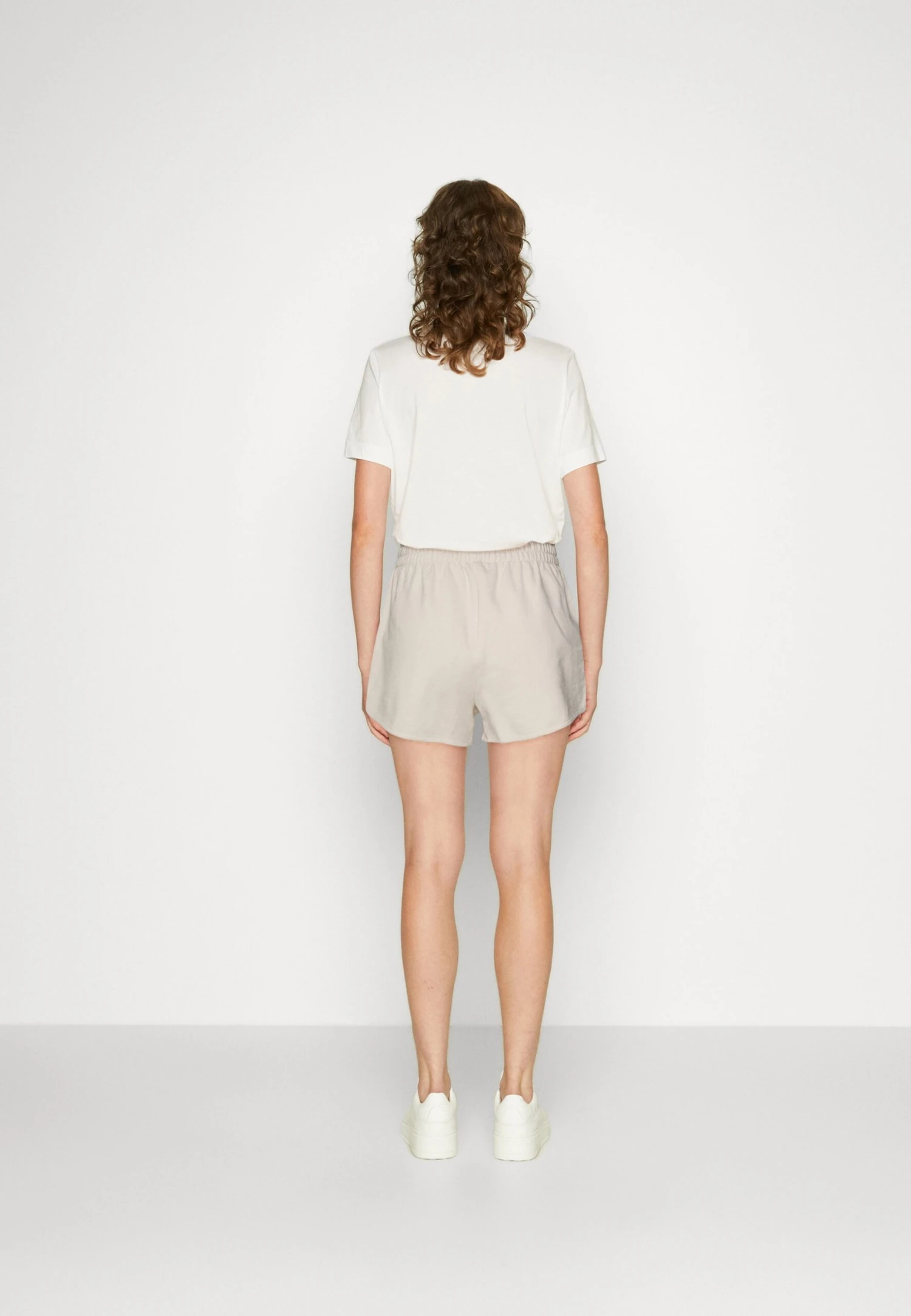 Ugg Elliana - Shorts - Antique - Image 3