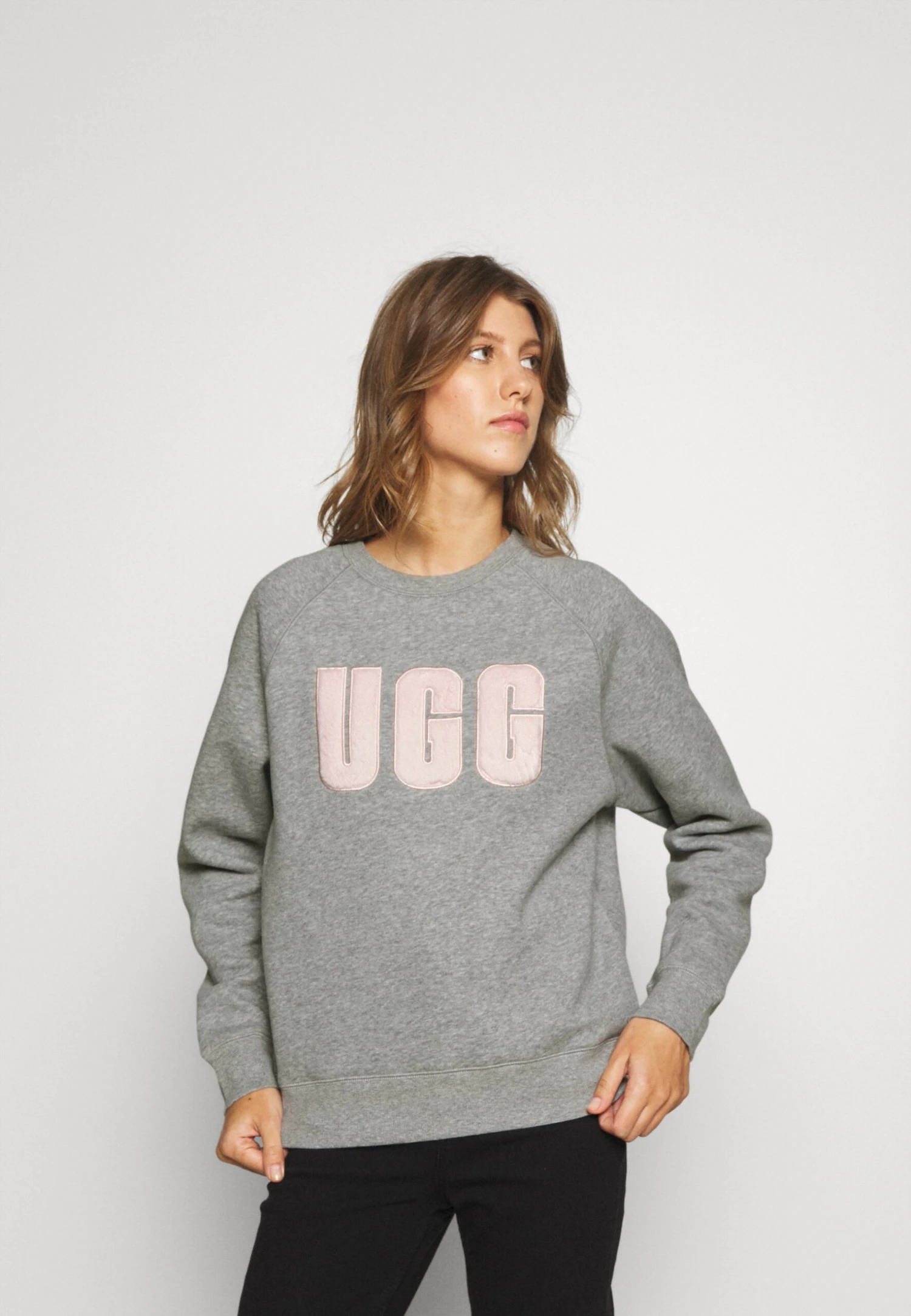 Ugg Madeline Fuzzy Logo Crewneck - Sweatshirt - Grey Heather/Sonora