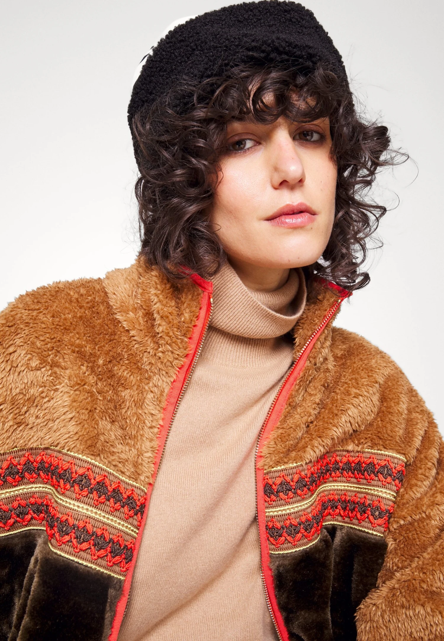 Ugg Marlene Sherpa Braid - Summer Jacket - Image 4