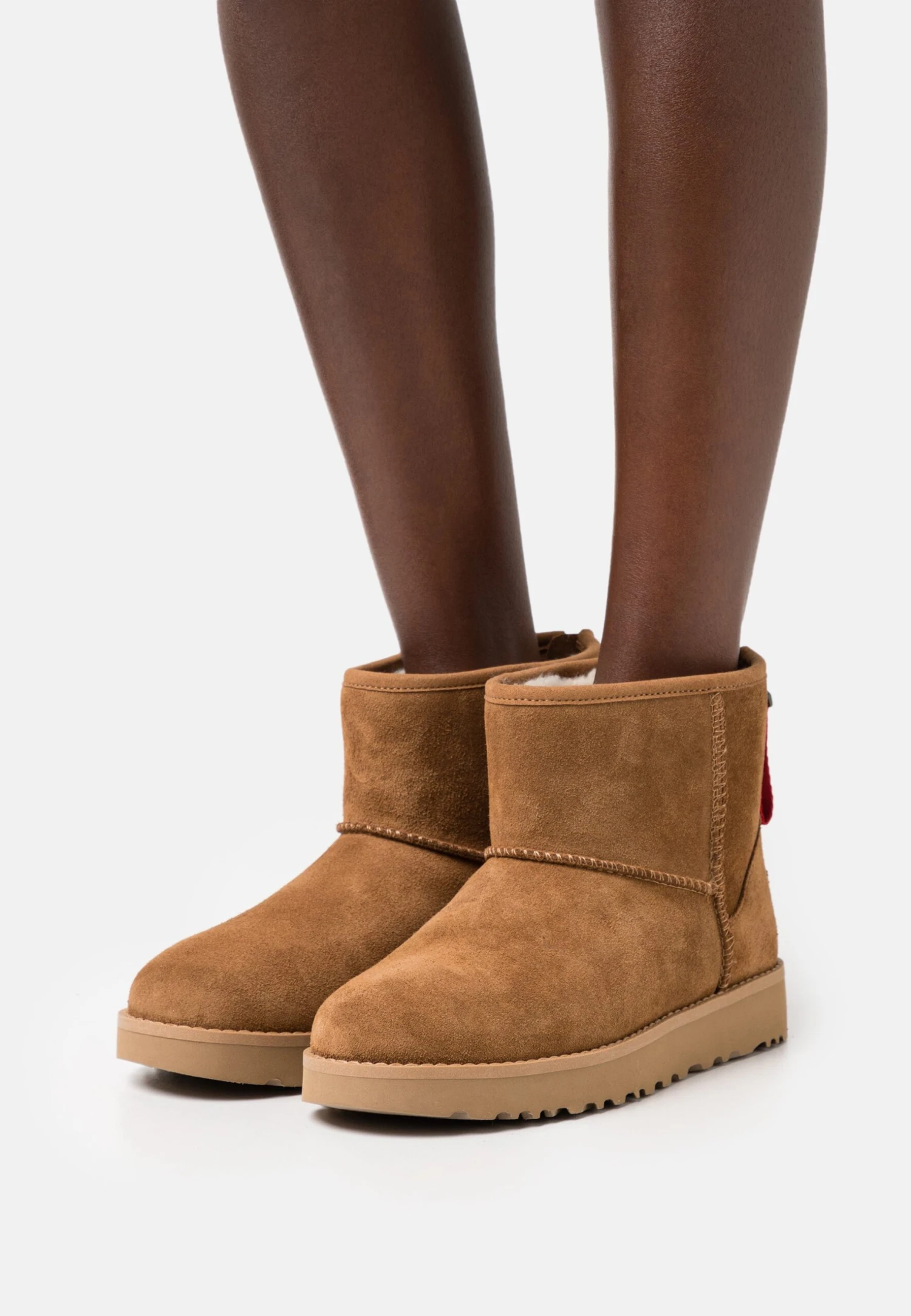 Ugg Classic Mini Logo Zip - Classic Ankle Boots - Chestnut