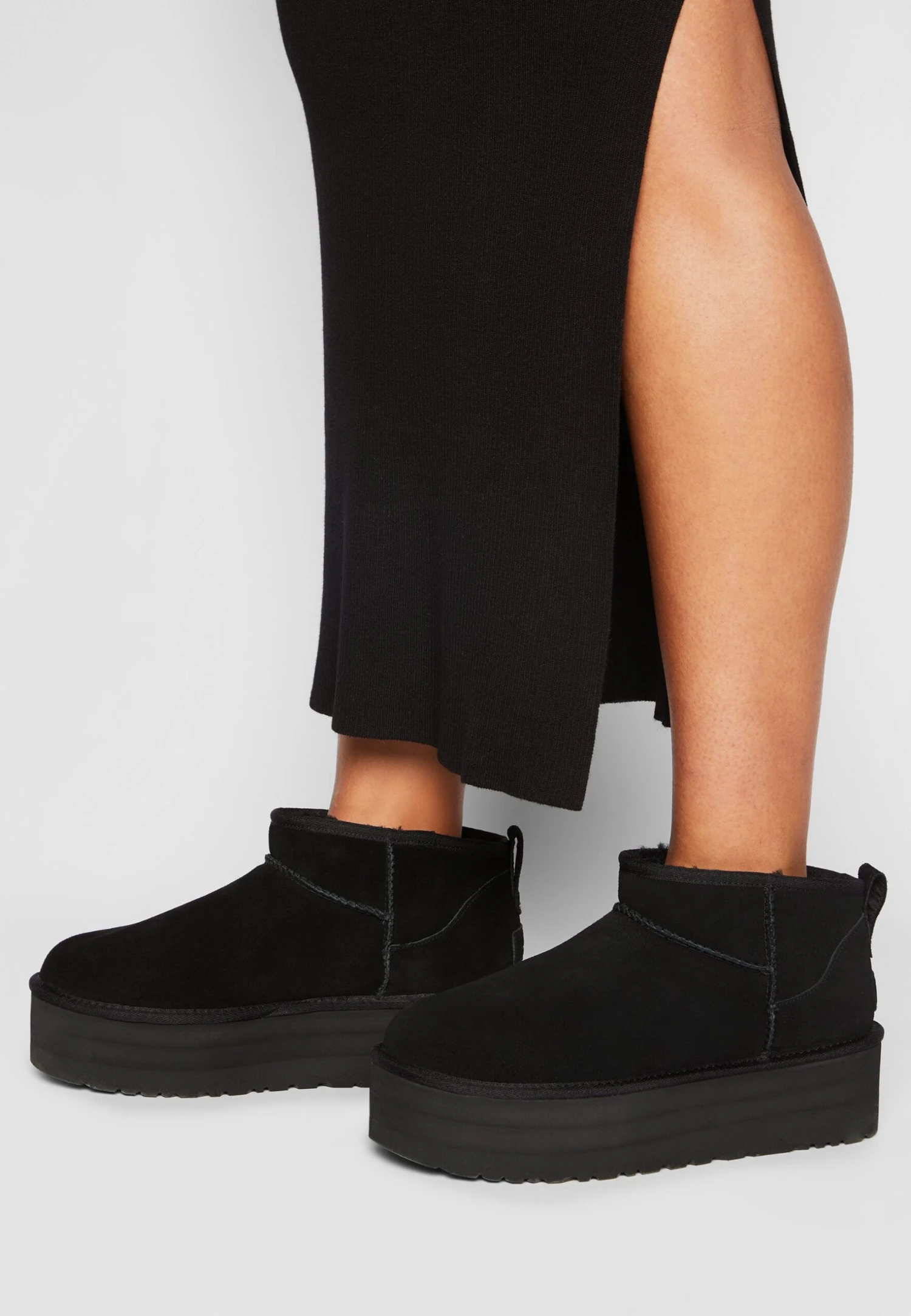 Ugg Classic Ultra Mini Platform - Platform Ankle Boots - Black - Image 4