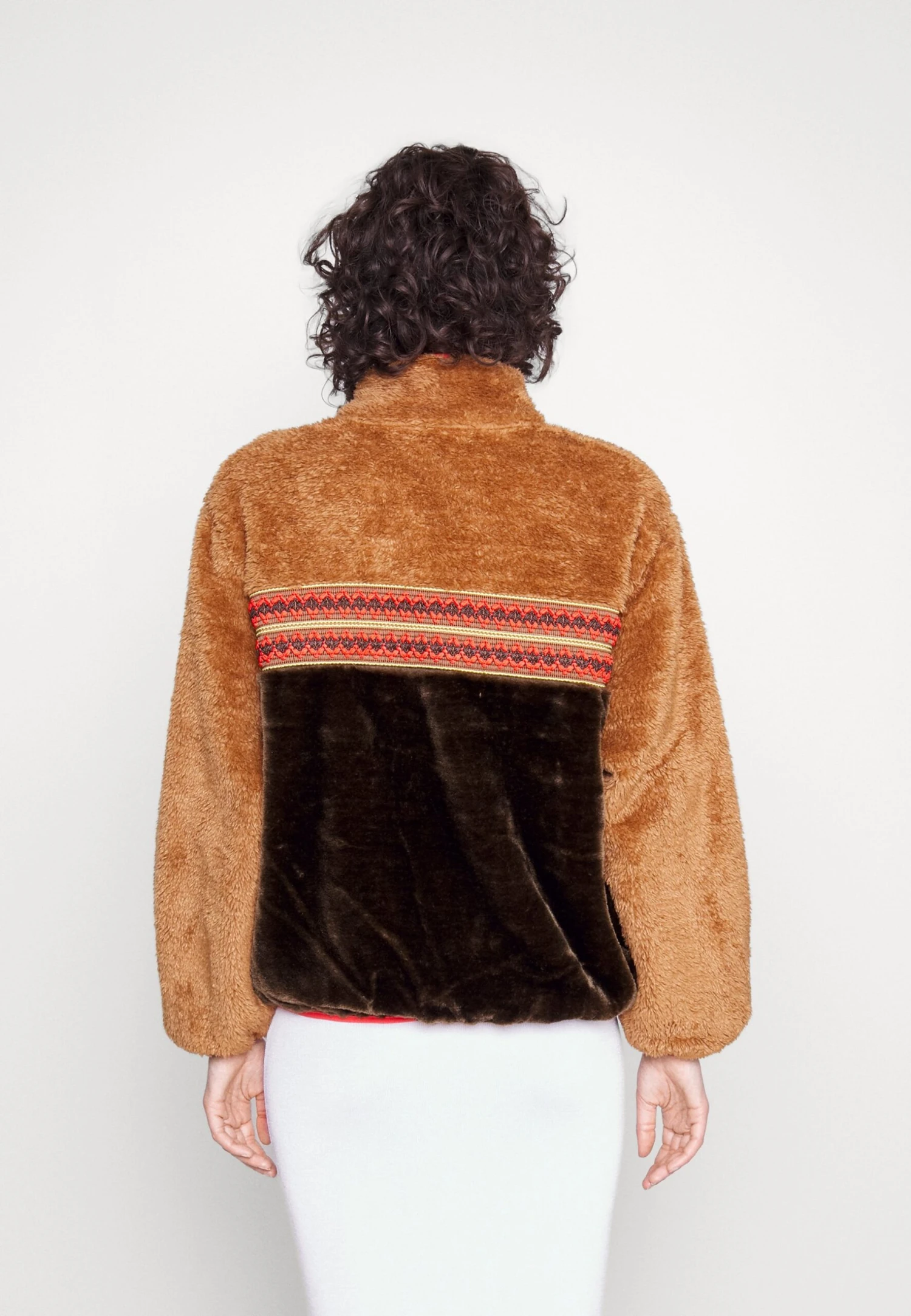 Ugg Marlene Sherpa Braid - Summer Jacket - Image 3