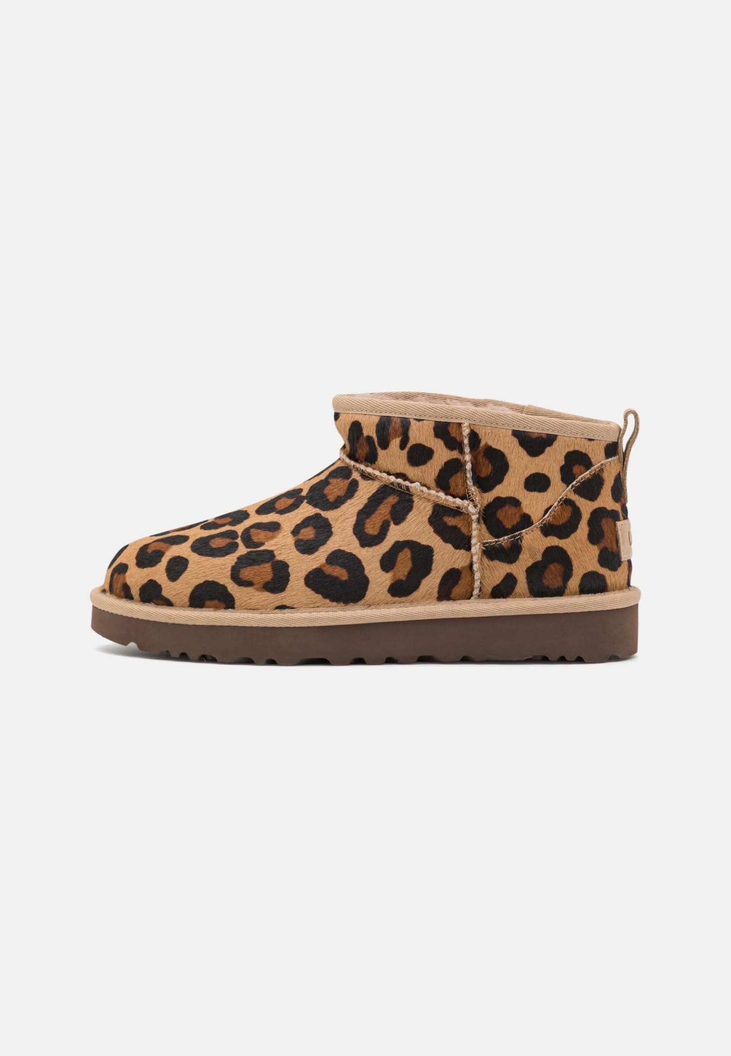 Ugg Classic Ultra Mini Spotty - Winter Boots - Image 2