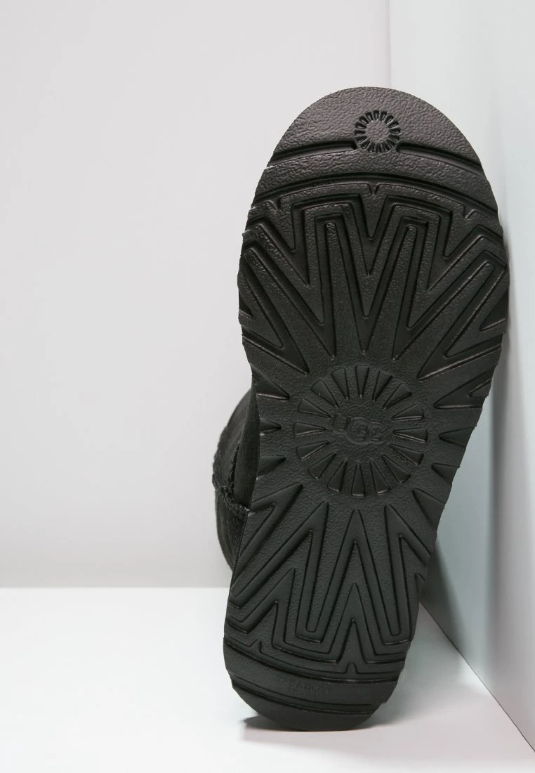 Ugg Classic Ii - Boots - Black - Image 6