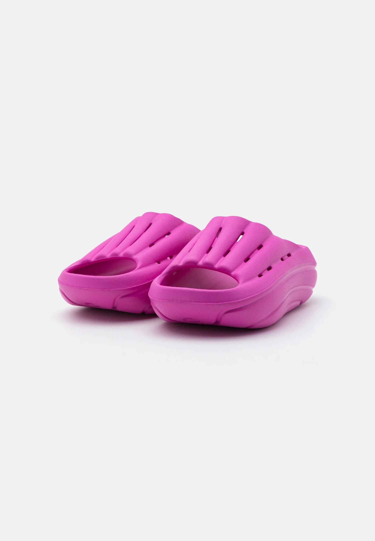 Ugg Foamo Slide - Mules - Dragon Fruit - Image 3