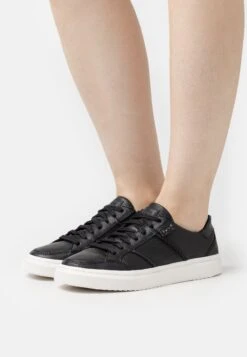 Ugg Alameda Lace - Trainers - Black