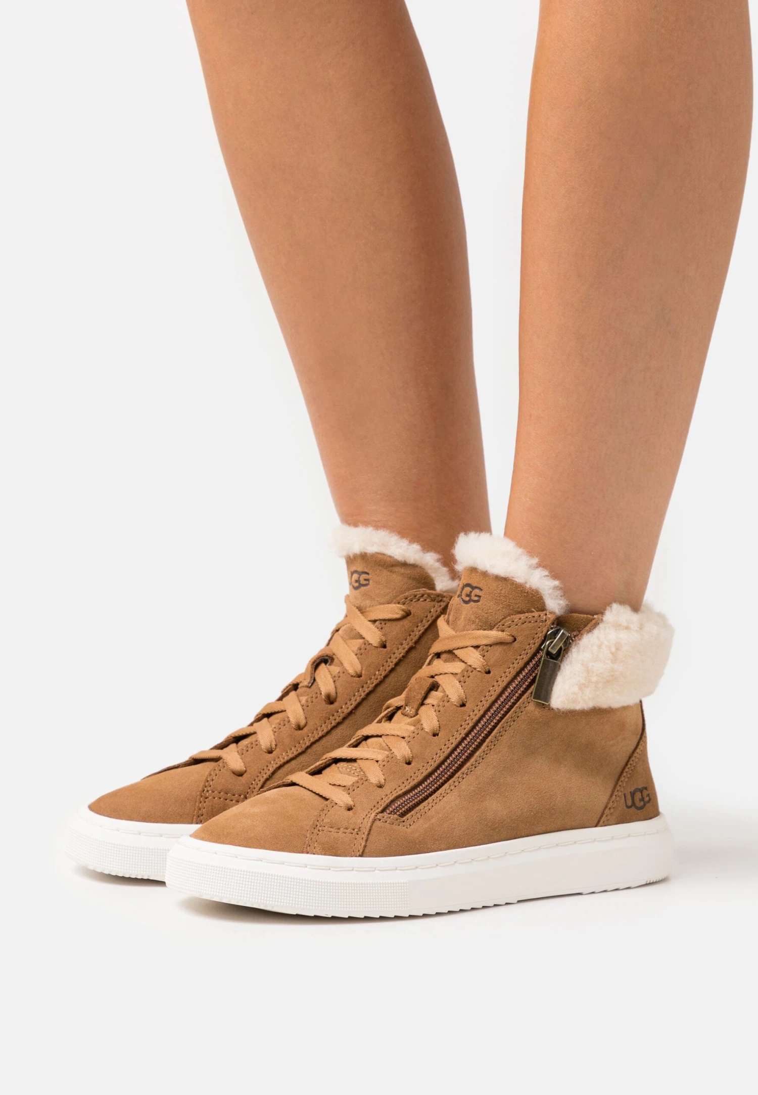 Ugg Alameda Mid Zip - High-Top Trainers - Chestnut